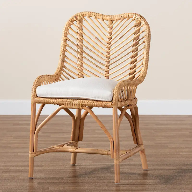 Moderner Boho-Esszimmerstuhl aus naturbraunem Rattan